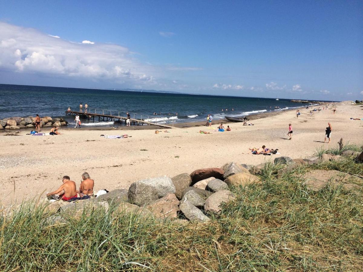 Hotel Gilleleje Strand ภายนอก รูปภาพ