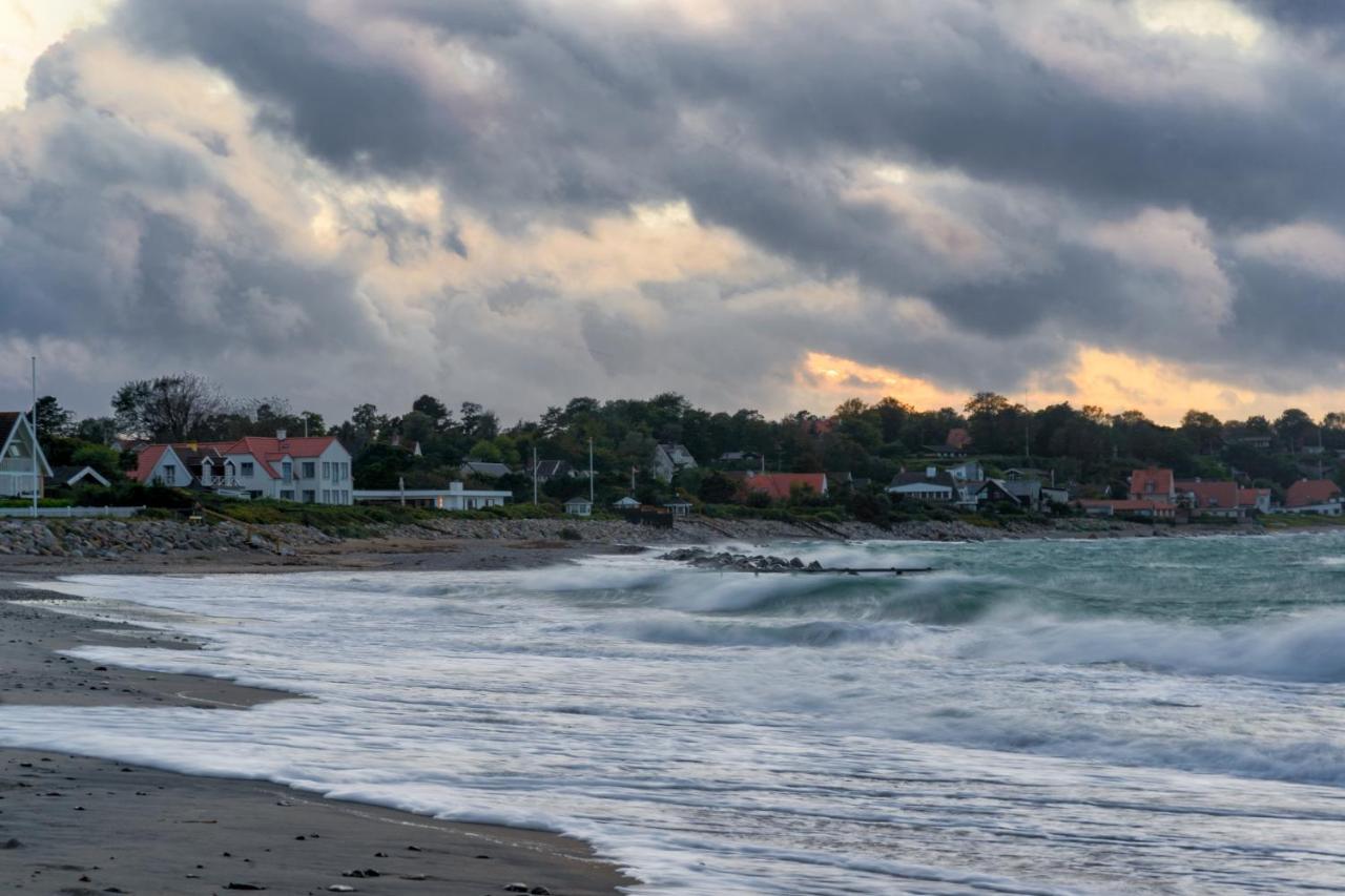 Hotel Gilleleje Strand ภายนอก รูปภาพ